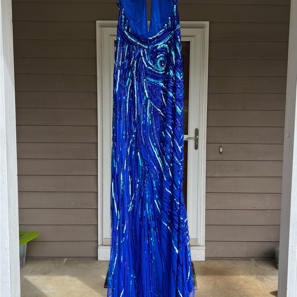 Elegant Blue Sequin Prom Dress - Picture 2 of 12
